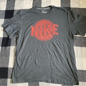 Nike graphic short sleeve tee shirt